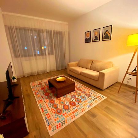 Bellagio - Cozy Apartment With Free Gym Bucarest Extérieur photo