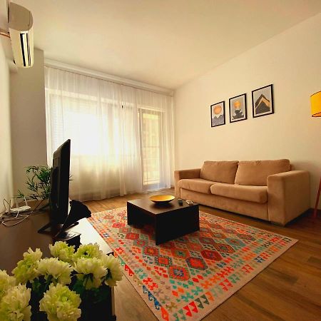 Bellagio - Cozy Apartment With Free Gym Bucarest Extérieur photo