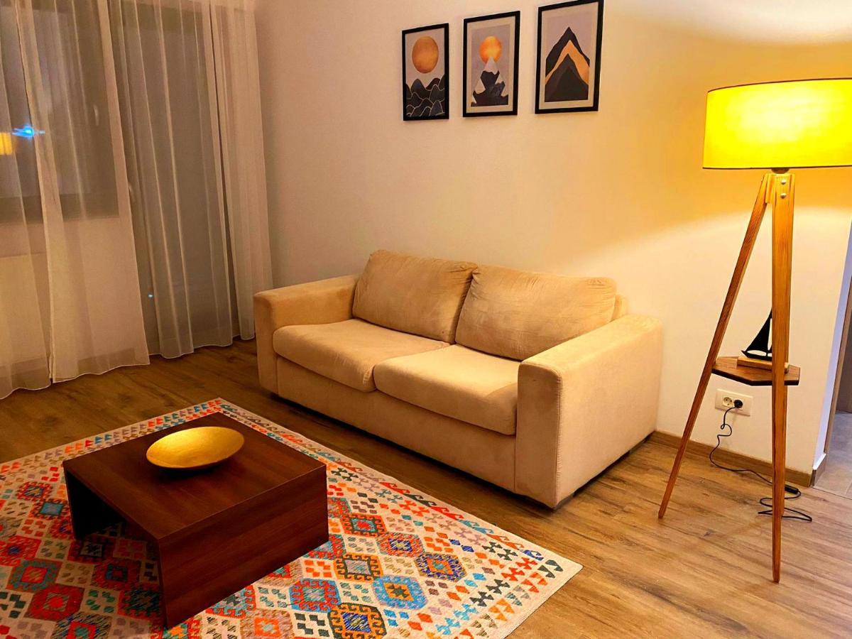 Bellagio - Cozy Apartment With Free Gym Bucarest Extérieur photo